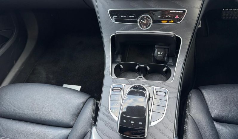 
								Mercedes Benz C200 full									