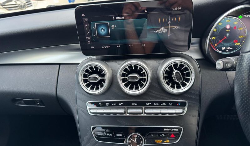 
								Mercedes Benz C200 full									