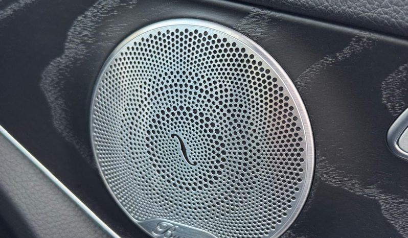 
								Mercedes Benz C200 full									