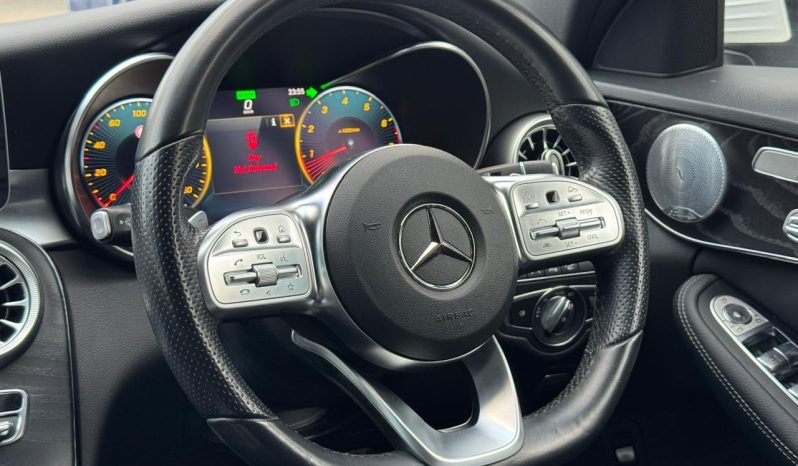 
								Mercedes Benz C200 full									
