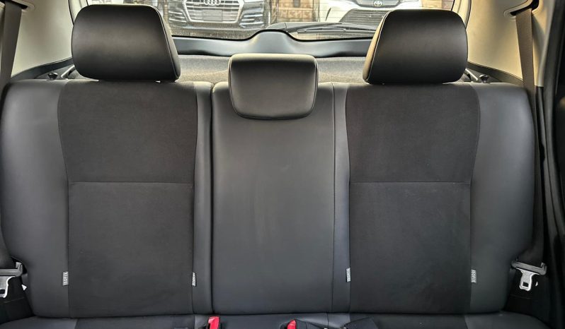 
								Toyota Vitz full									