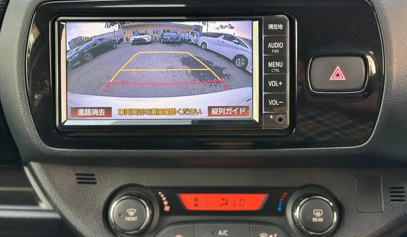 
								Toyota Vitz full									