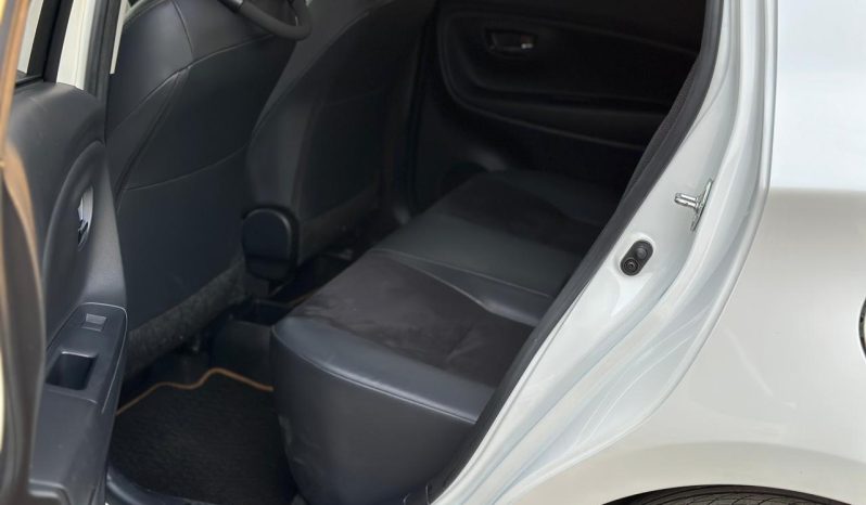 
								Toyota Vitz full									