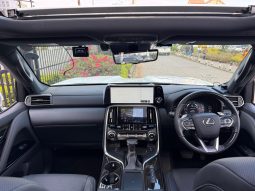 Lexus LX600