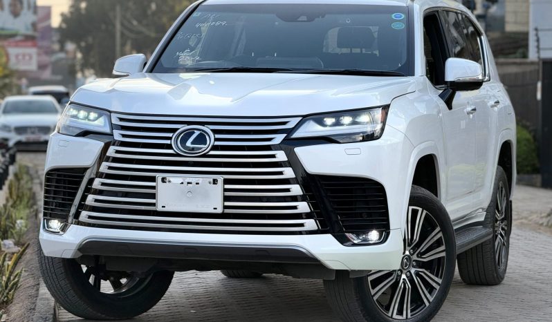 
								Lexus LX600 full									