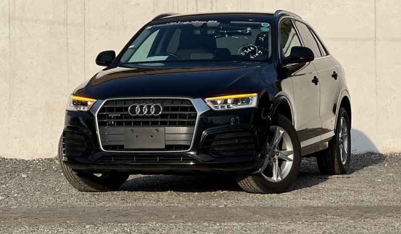 
								Audi Q3 full									