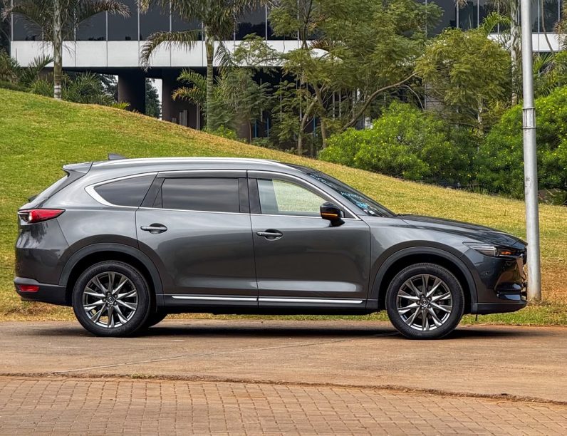 
								Mazda CX-8 full									