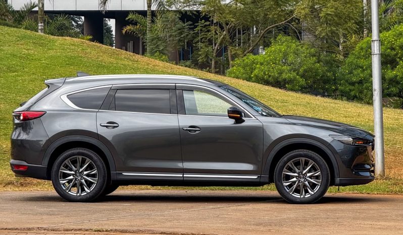 
								Mazda CX-8 full									