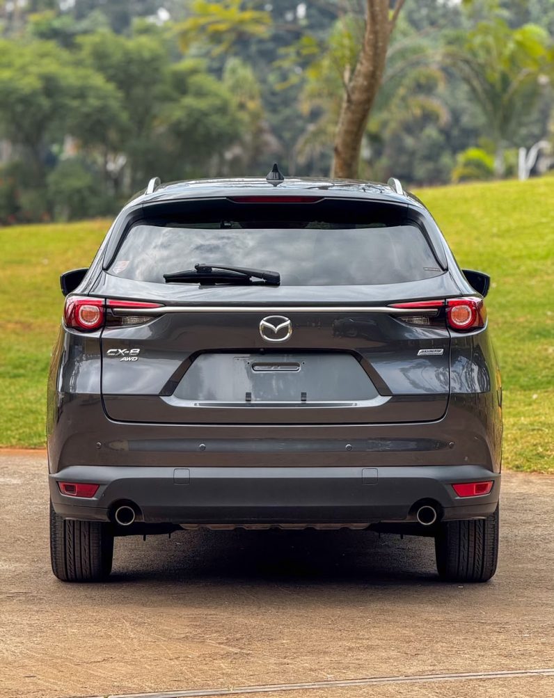 
								Mazda CX-8 full									