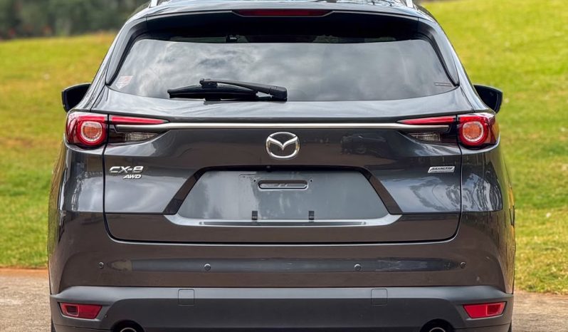 
								Mazda CX-8 full									