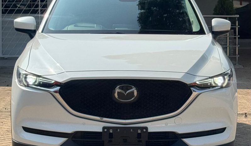 
								Mazda CX-5 full									