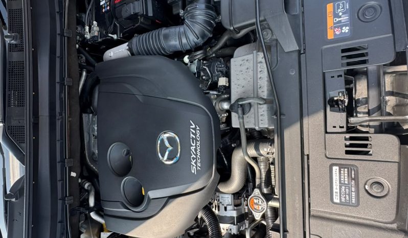 
								Mazda CX-5 full									