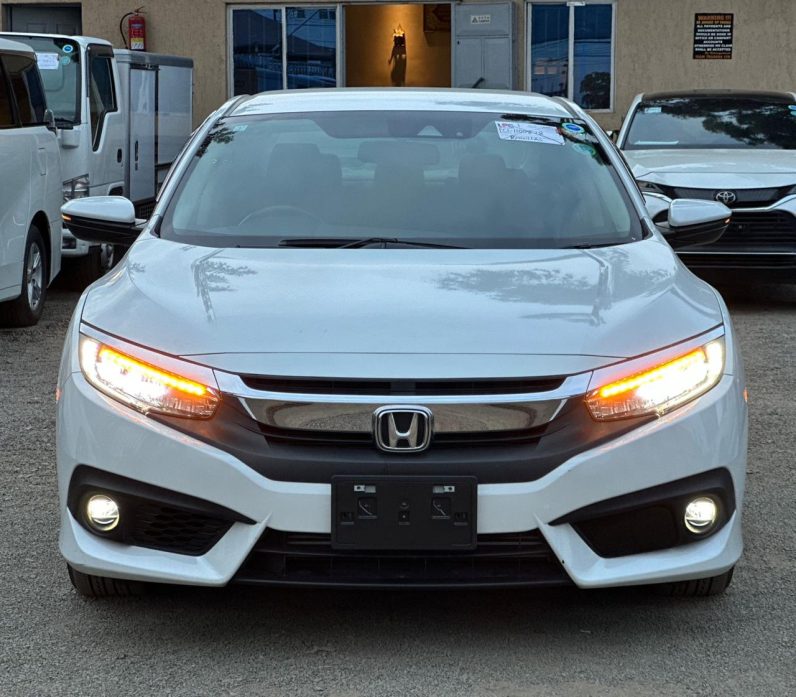 
								Honda Civic Sedan full									
