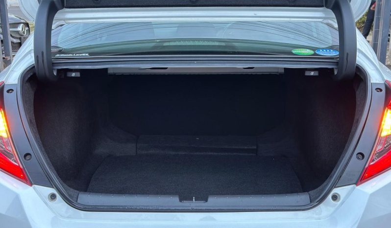 
								Honda Civic Sedan full									