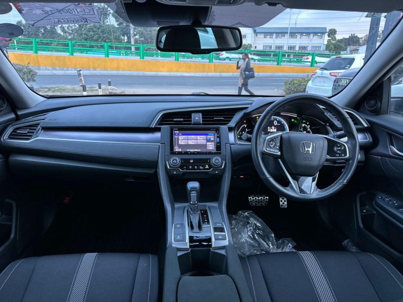 
								Honda Civic Sedan full									