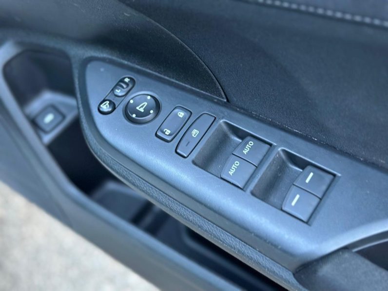
								Honda Civic Sedan full									