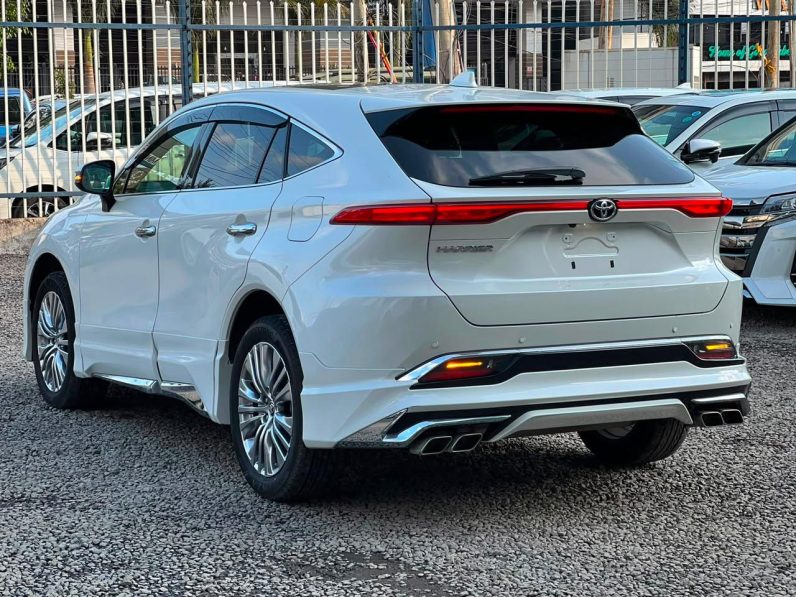 
								Toyota Harrier Z Premium full									