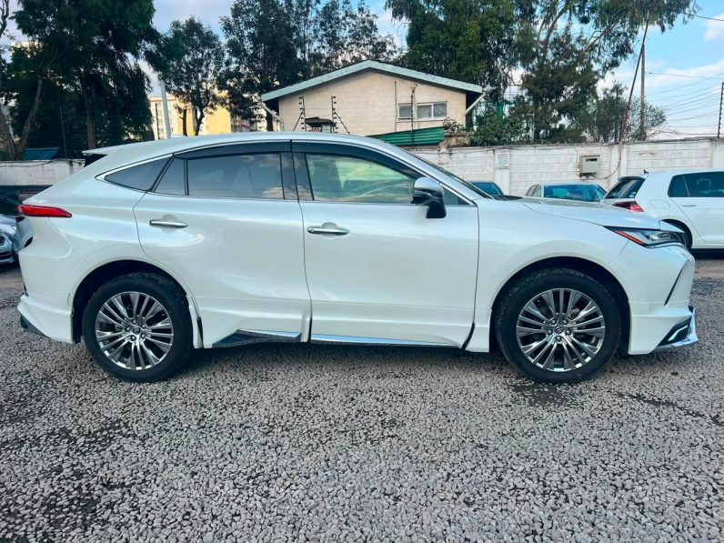 
								Toyota Harrier Z Premium full									