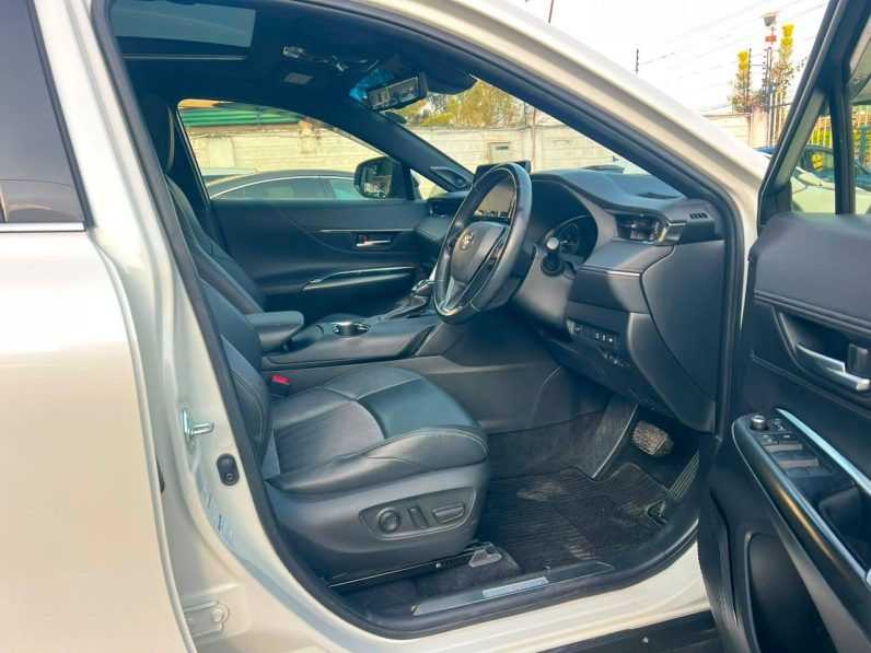 
								Toyota Harrier Z Premium full									