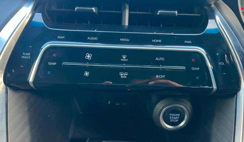 
								Toyota Harrier Z Premium full									