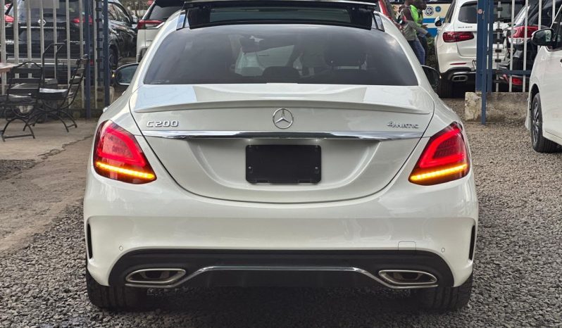 
								Mercedes Benz C200 full									