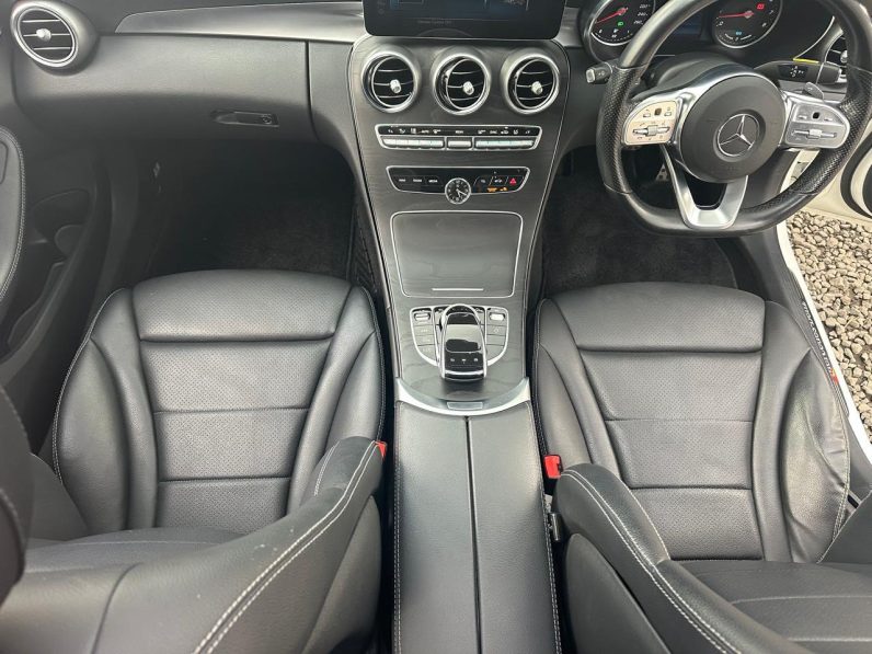 
								Mercedes Benz C200 full									