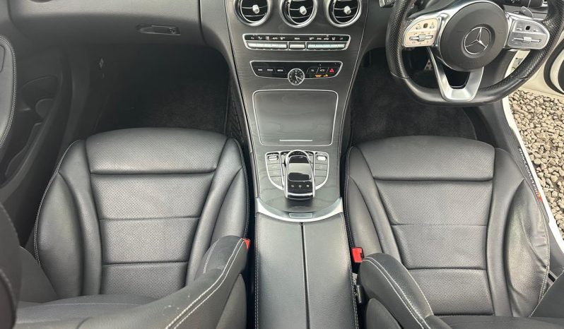 
								Mercedes Benz C200 full									