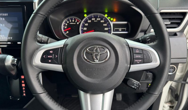 
								Toyota Roomy full									