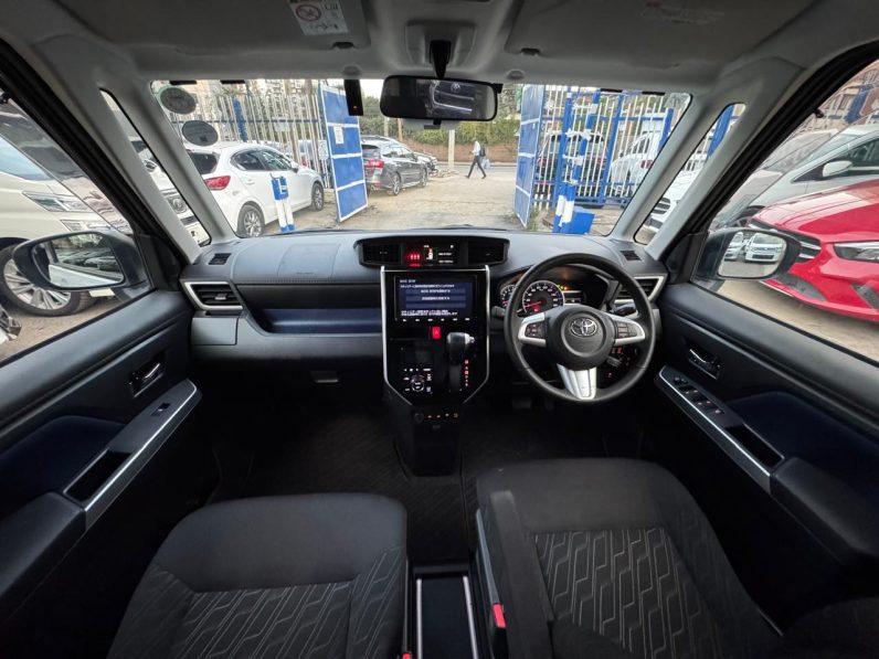 
								Toyota Roomy full									