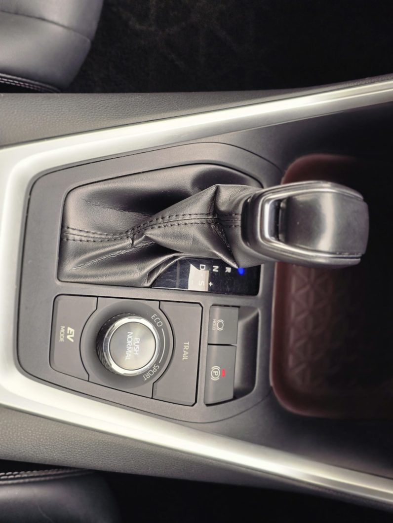 
								Toyota Rav4 full									