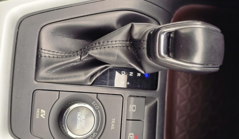
								Toyota Rav4 full									