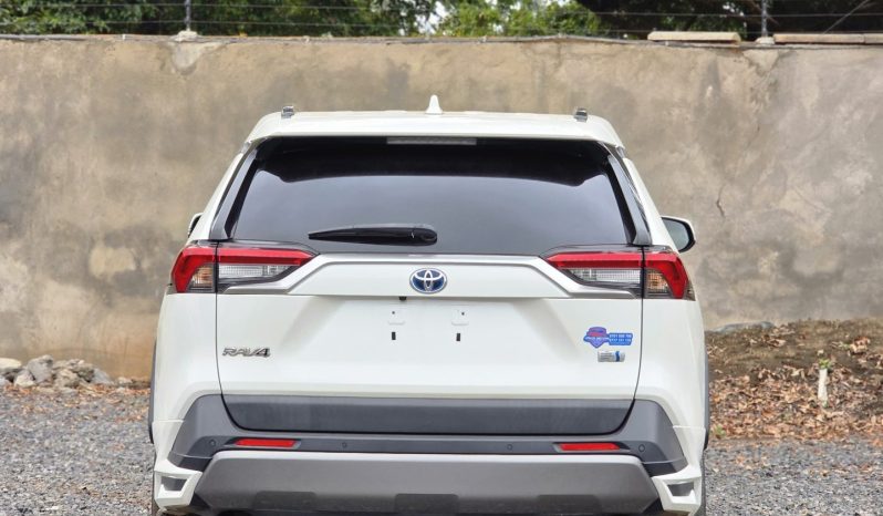 
								Toyota Rav4 full									