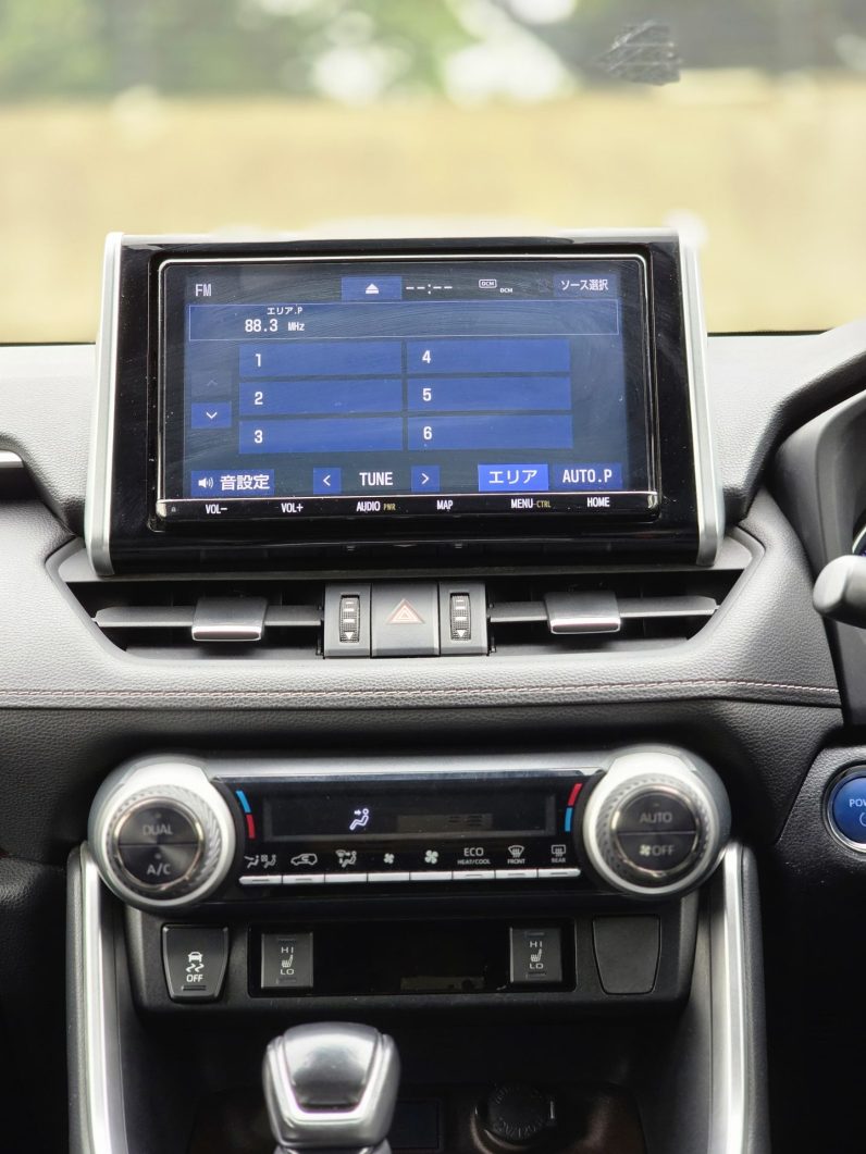 
								Toyota Rav4 full									