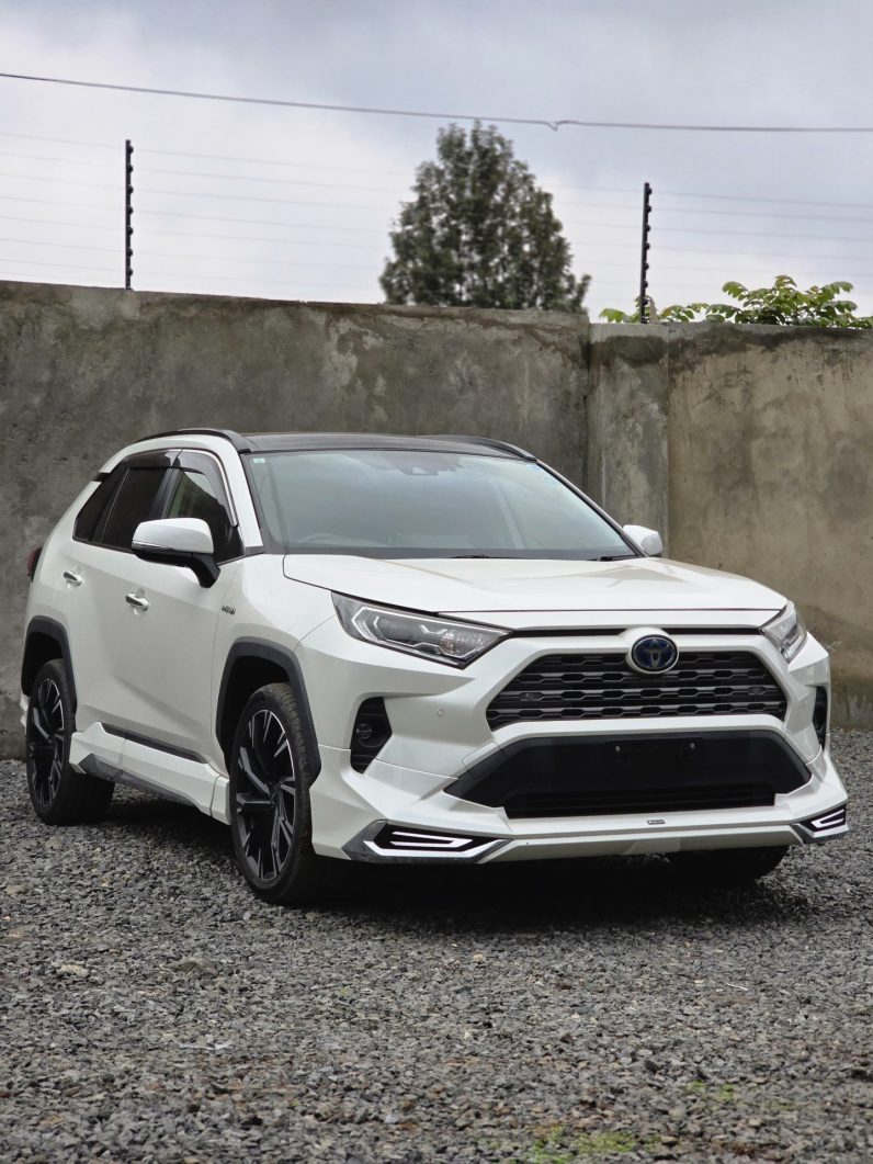
								Toyota Rav4 full									