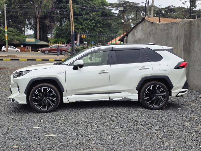 
								Toyota Rav4 full									