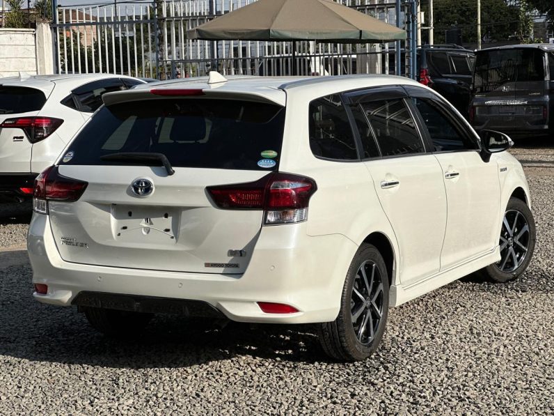 
								Toyota Fielder full									