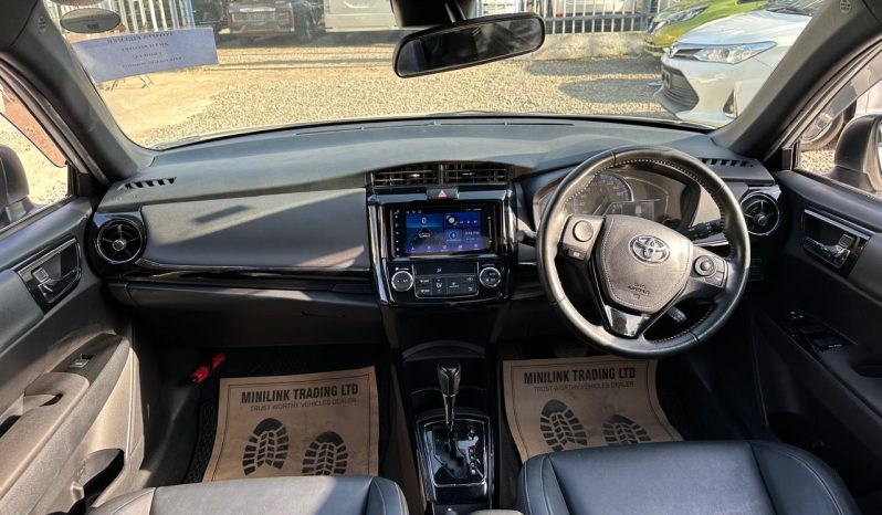 
								Toyota Fielder full									