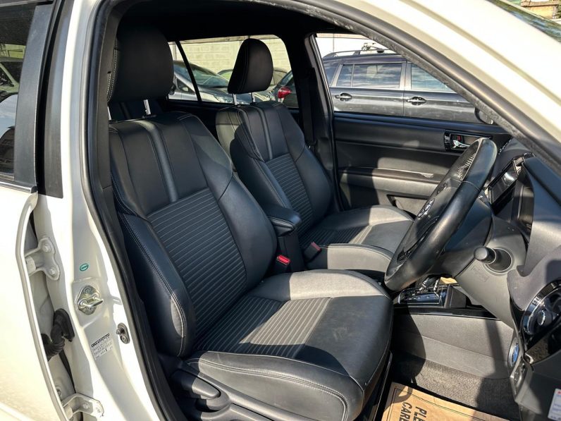 
								Toyota Fielder full									