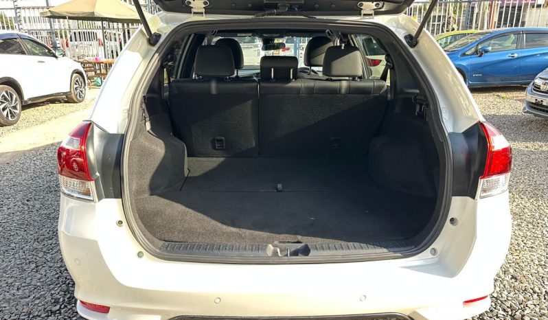 
								Toyota Fielder full									