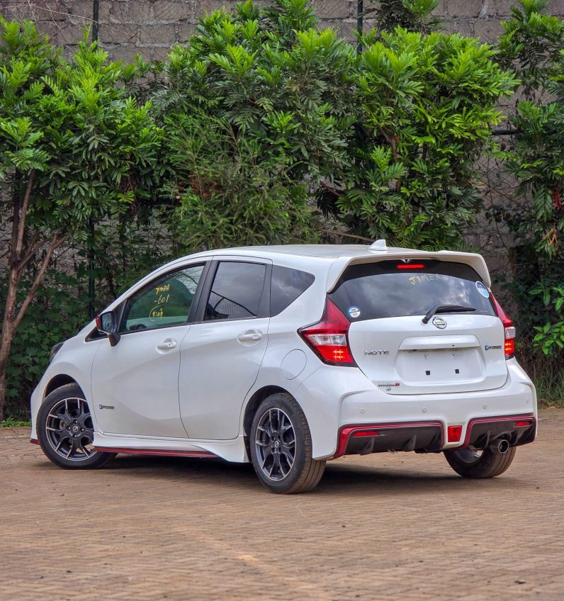 
								Nissan Note Nismo full									