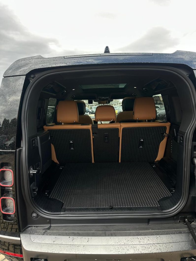 
								Land rover Defender 110 full									