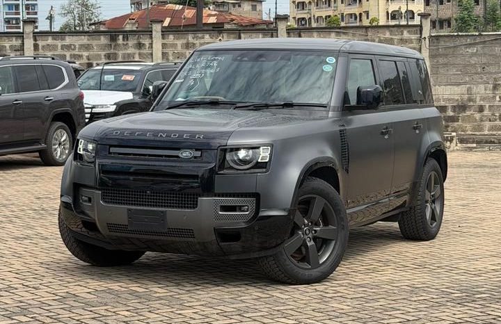 
								Land rover Defender 110 full									