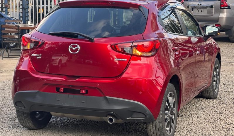 
								Mazda 2 full									