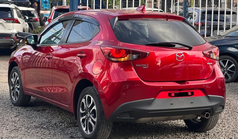 
								Mazda 2 full									