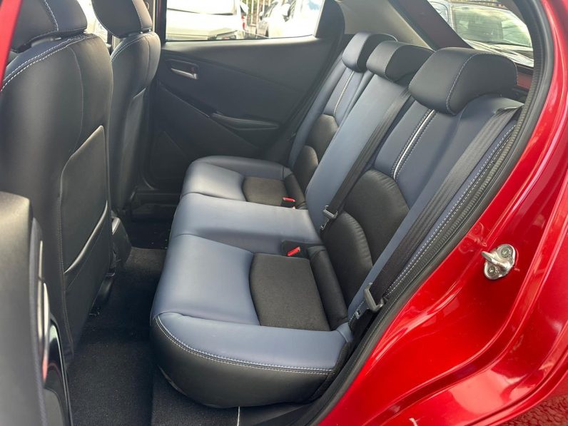 
								Mazda 2 full									