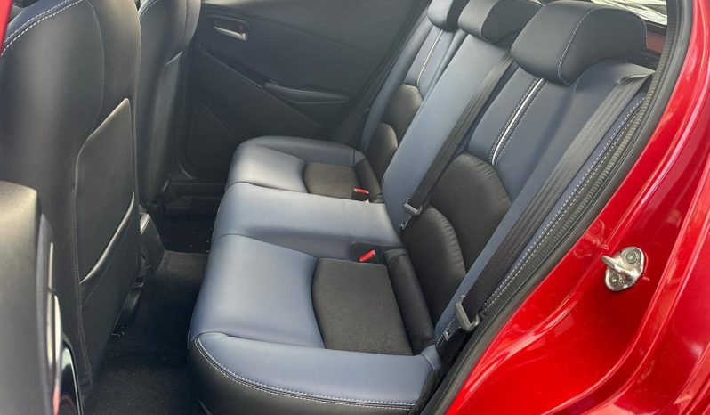 
								Mazda 2 full									
