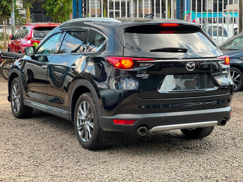 
								Mazda CX-8 full									