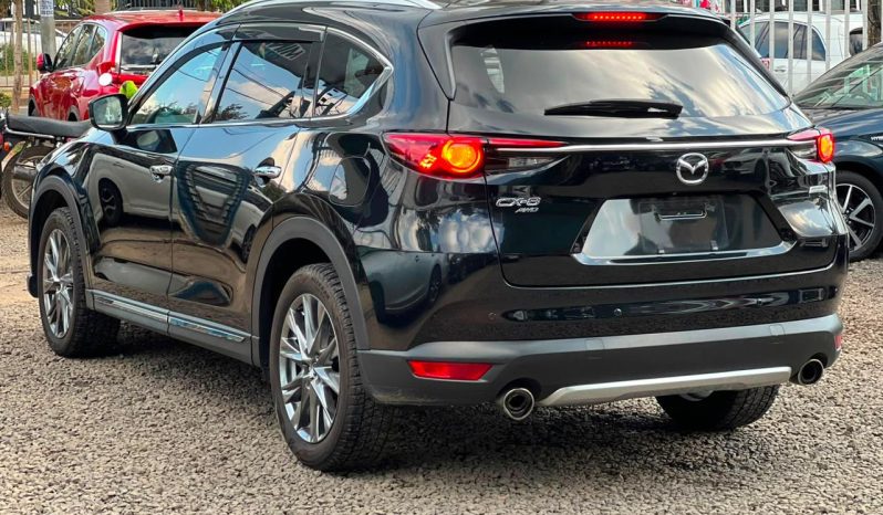 
								Mazda CX-8 full									