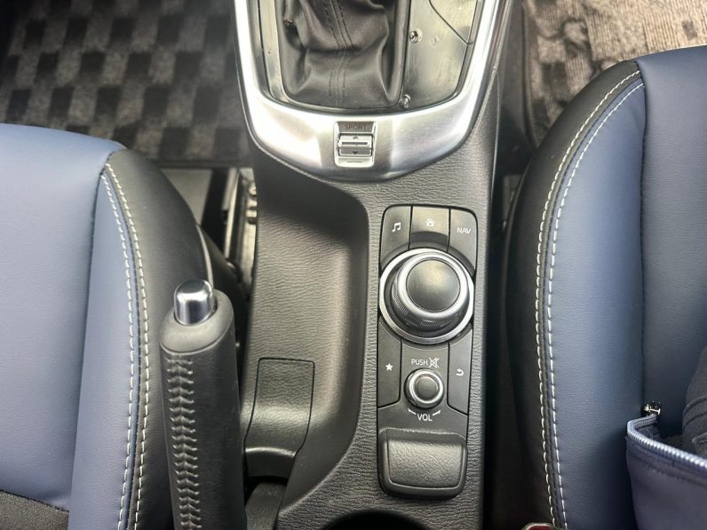 
								Mazda 2 full									