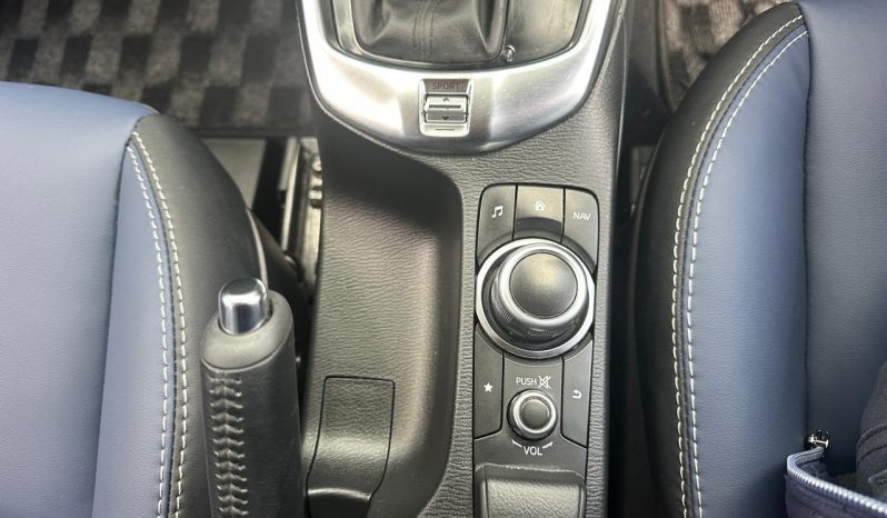 
								Mazda 2 full									